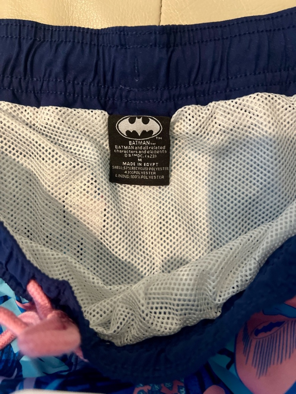 Batman Men’s Swim Trunks Medium - Navy, Light Blue & Pink Tropical Print - Picture 6 of 11